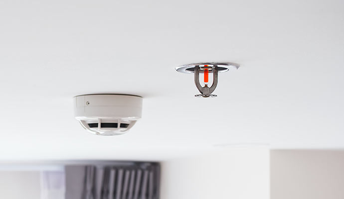 ceiling water springkler and smoke detector sensor