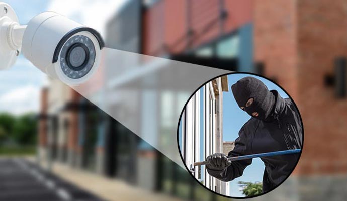 Surveillance monitor burglary