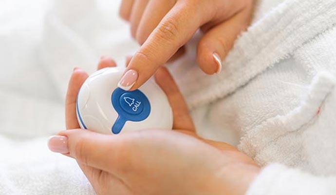 Medical alert pendant system