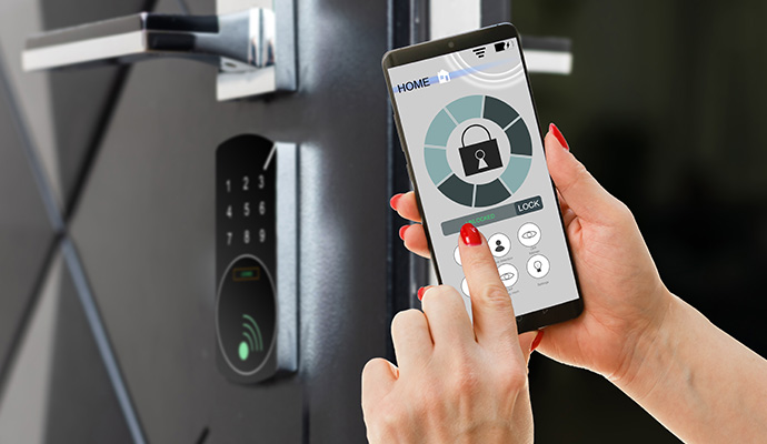 Smart home door lock with mobile app control